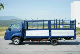 Xe tải Kia Frontier K250L thùng mui bạt mở 5 bửng tải trọng 2,35 tấn